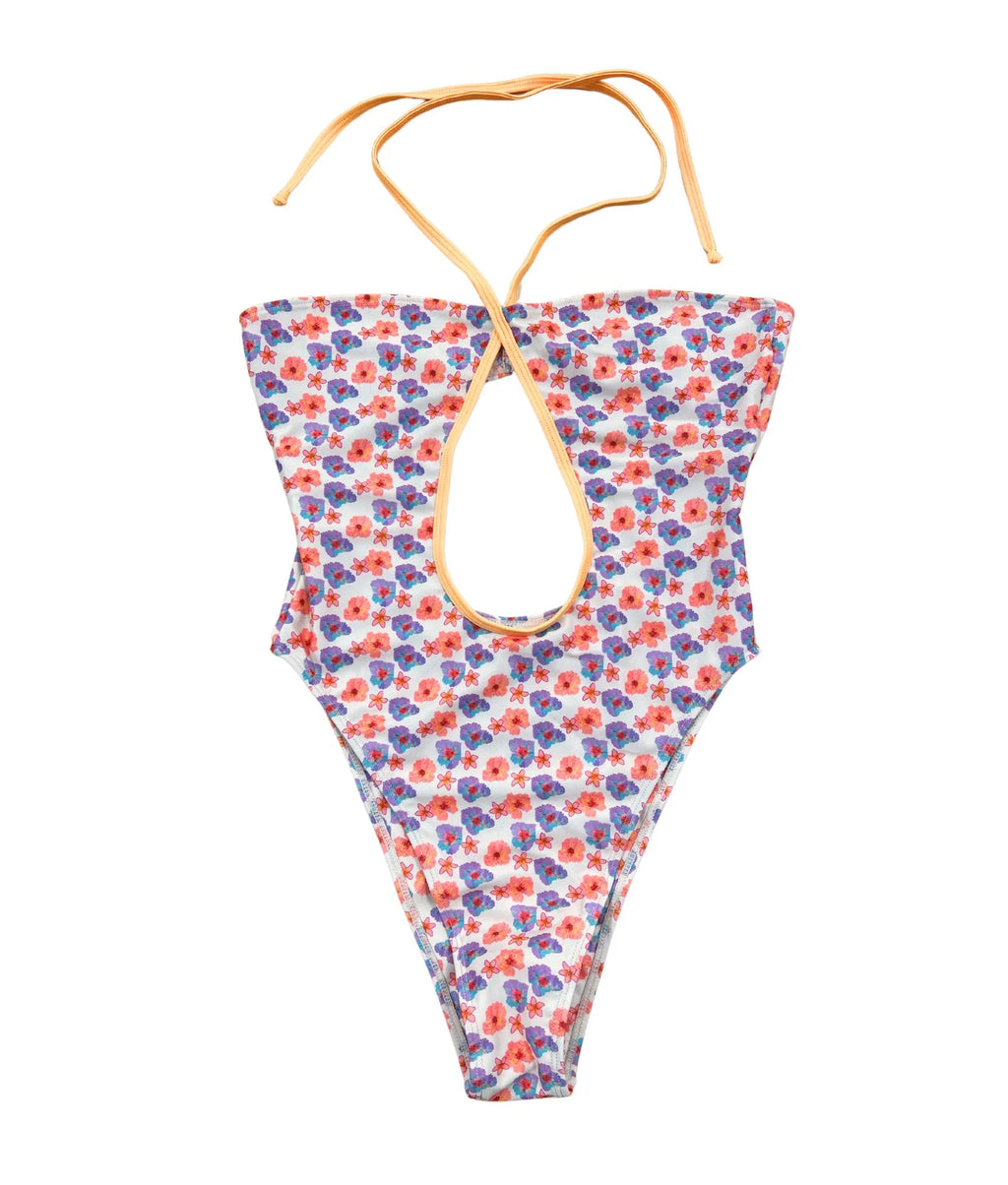 STRAWBERRY MILK MOB
sun bum one piece
