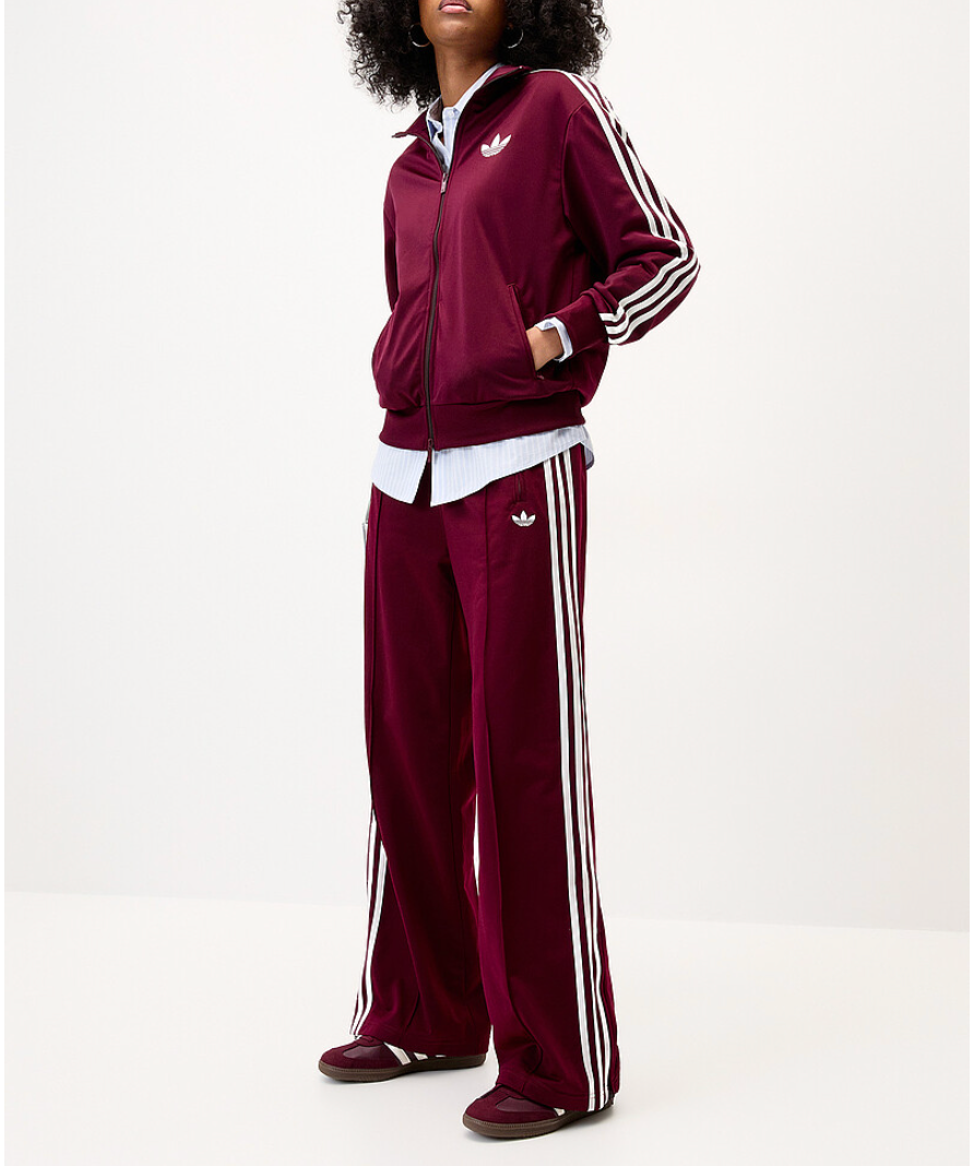 ADIDAS
originals joggers in burgundy
