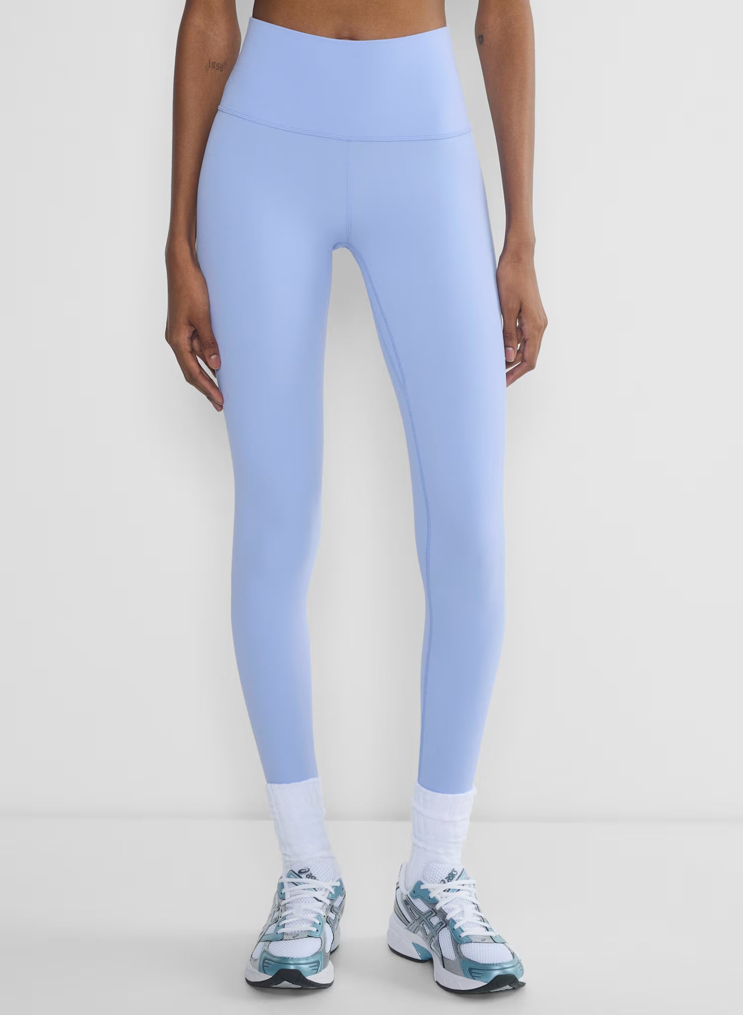 ARITZIA
butter new cheeky hi-rise 30" legging in dayflower blue